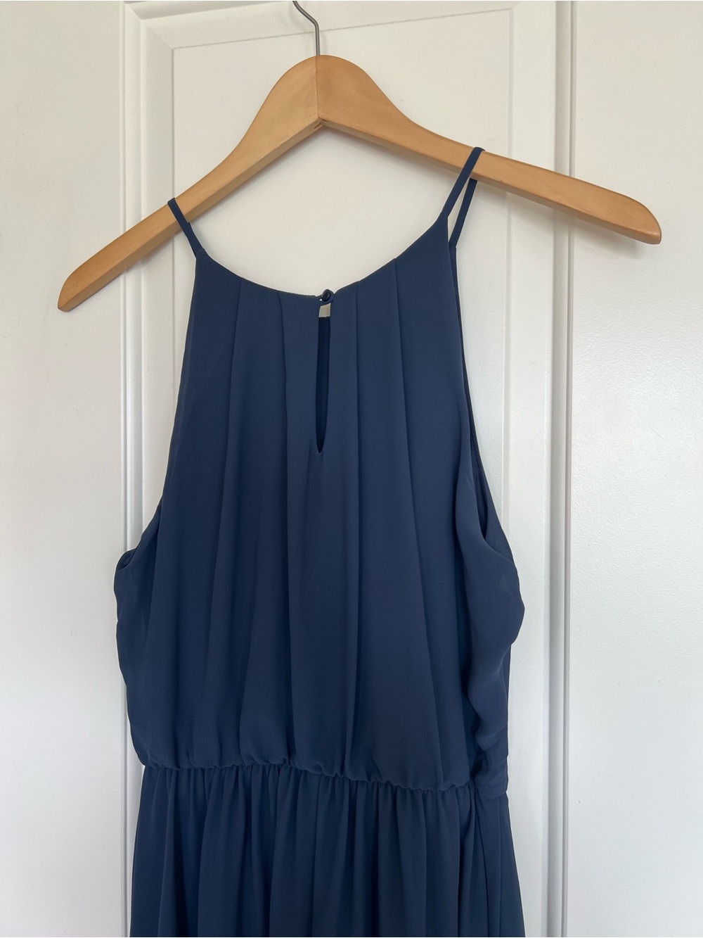 Francesca’s blue halter dress Size M Fit and flare Flowy Pleated neck Dressy NWT - Picture 5 of 9